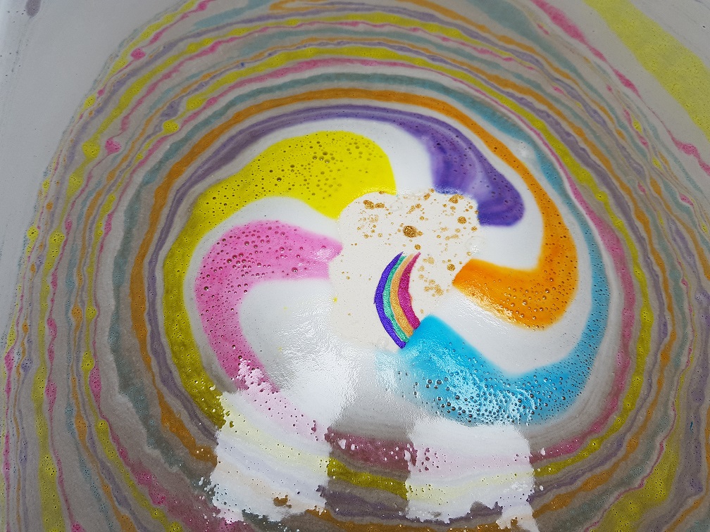 Bomba de banho arco-íris